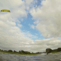 kite18_yellowloops_13juni_1.gif 