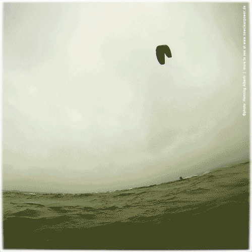 kite18_ubereismeer_10maerz_3b.gif