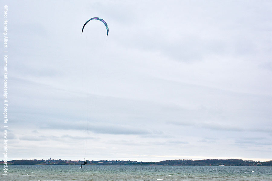 kite24_holniskalt3apr_02.jpg
